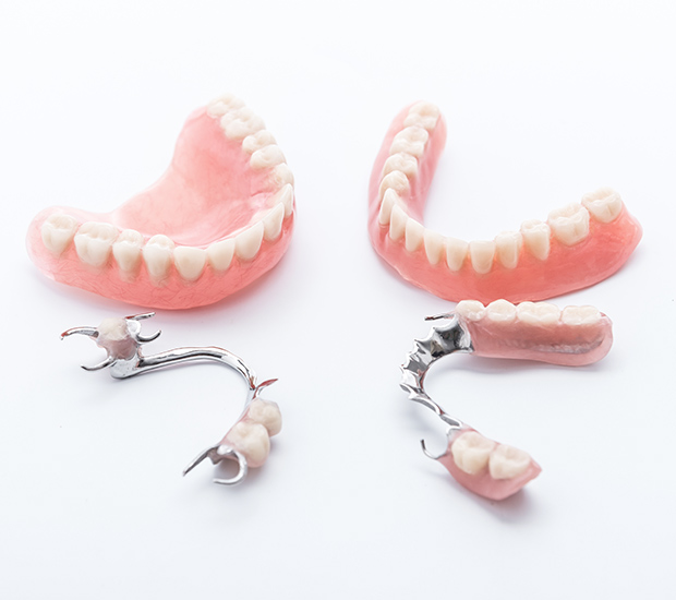 Plano Dentures and Partial Dentures
