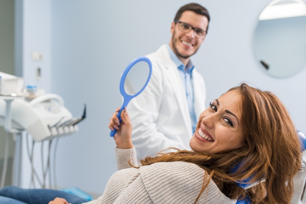 Professional Teeth Whitening: In Office Vs  At Home Options