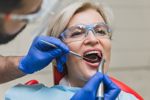 Tips On Choosing A Restorative Dentist